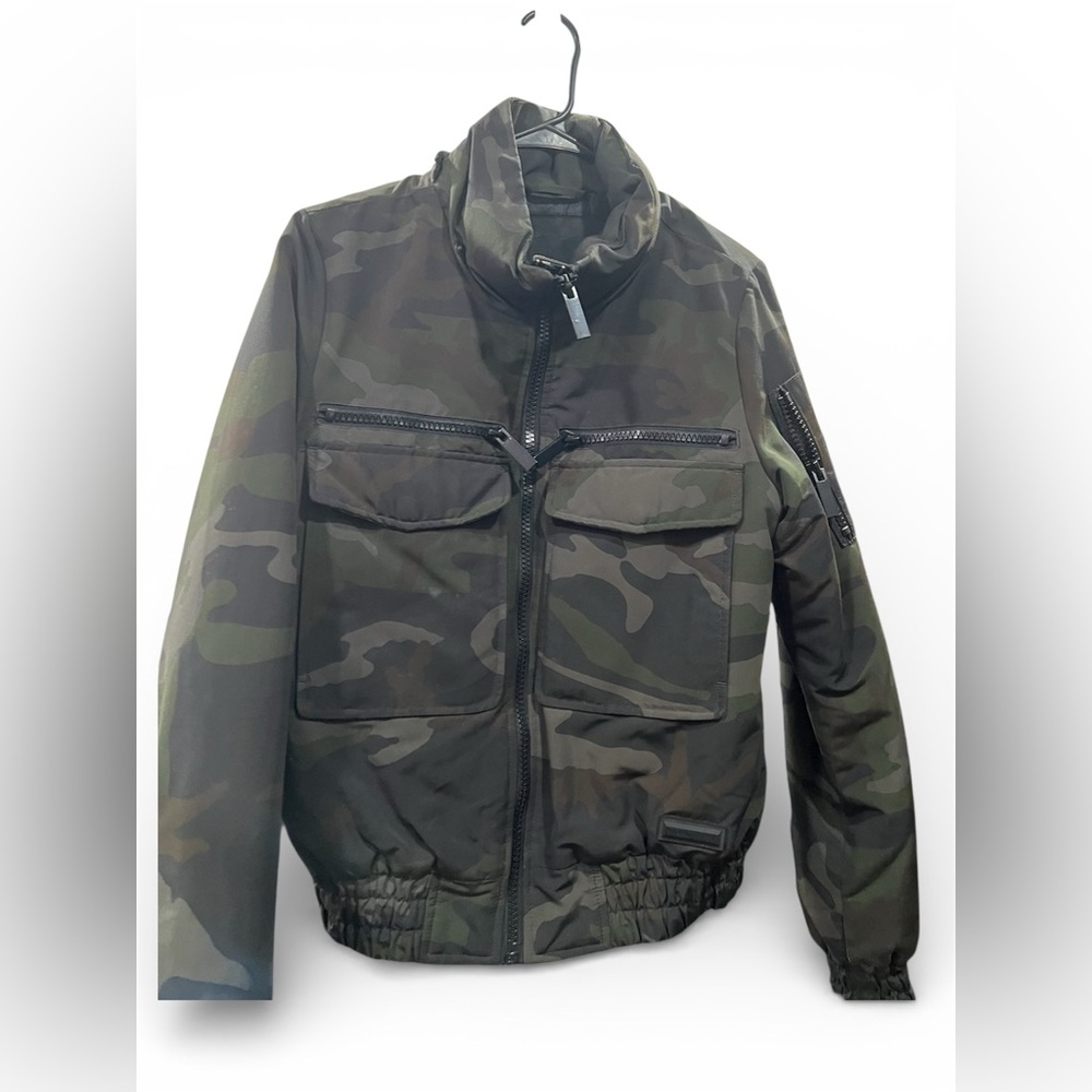 Kendall & Kylie Men's Camouflage Jacket